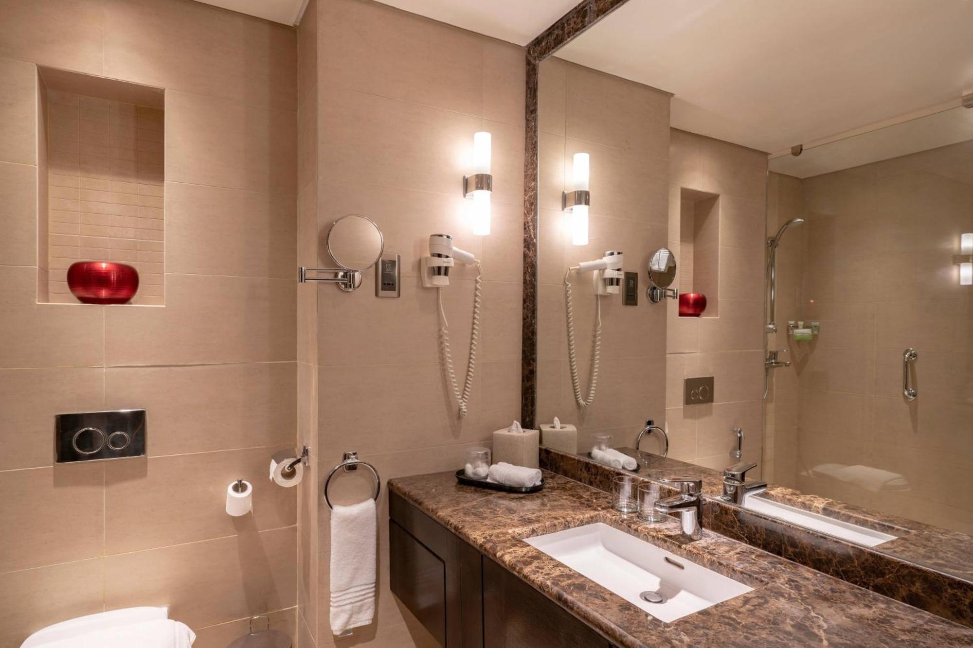 Готель Courtyard By Marriott Jazan Екстер'єр фото