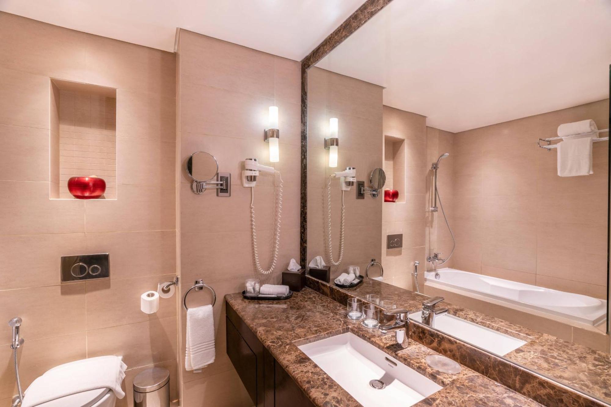 Готель Courtyard By Marriott Jazan Екстер'єр фото